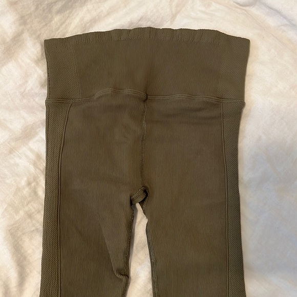 M/L Free People Movement Set - Picture 8 of 11